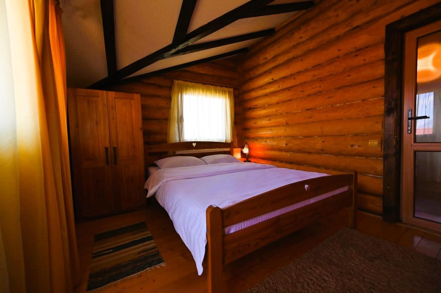 Casa De Lemn Villa Rîşnov Kültér fotó